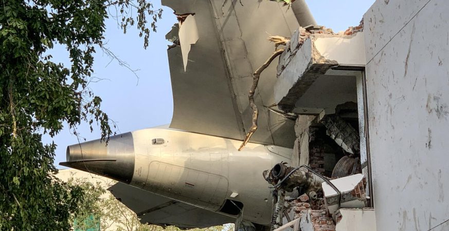 Infographic summarizing the Air India Flight 171 crash details, investigation timeline, aftermath, and FAQs in a clear and concise bullet-point format.